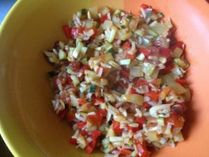 Zucchini, Paradeiser, Paprikagemüse mit Basmati Reis, Hafer und Linsen
